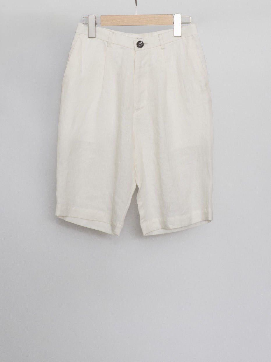 LINEN ONE TUCK SHORTS