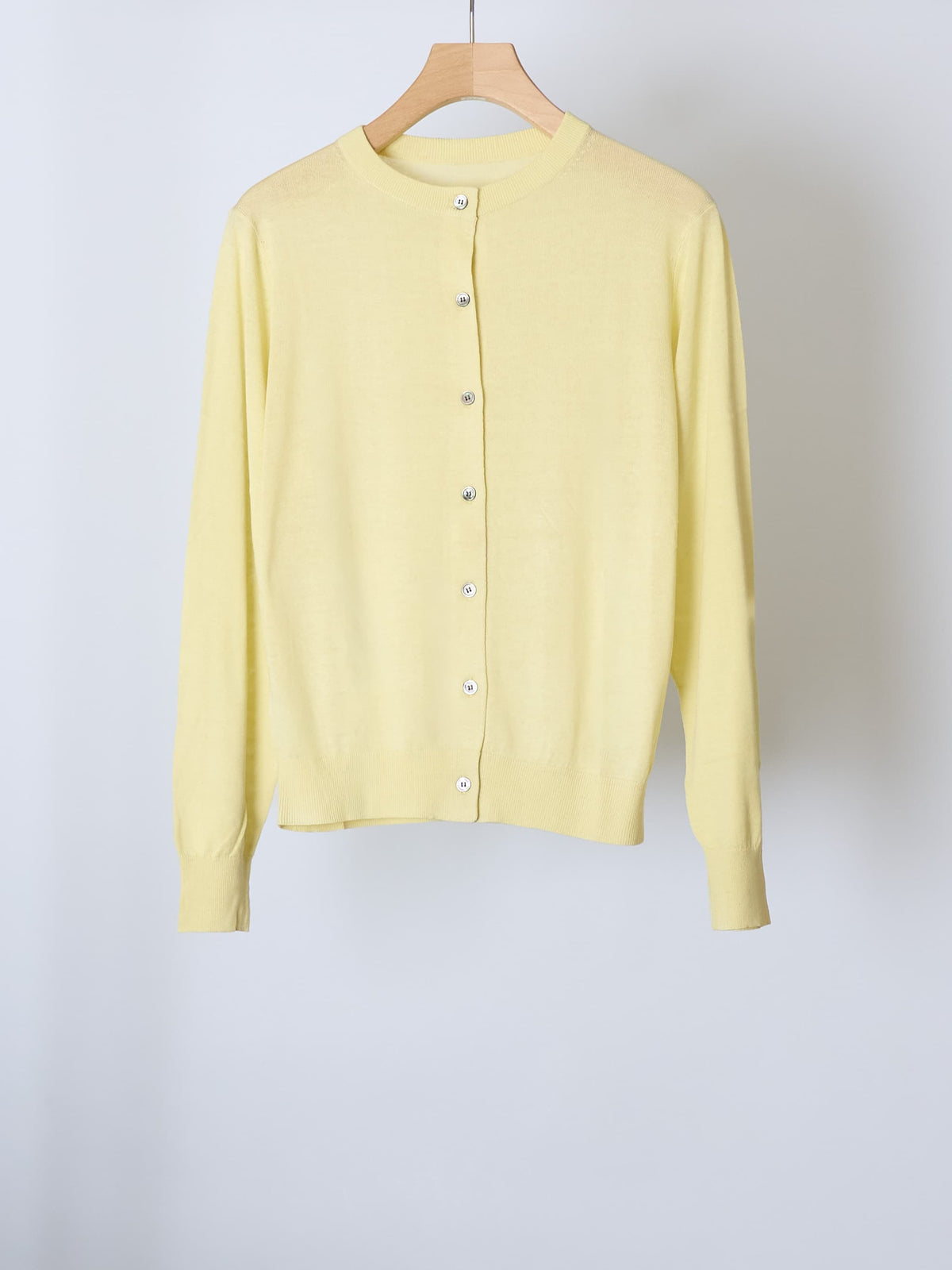 SILK CREW NECK CARDIGAN